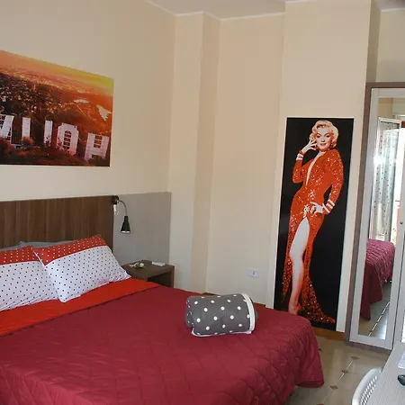 Panzió Hollywood 3*